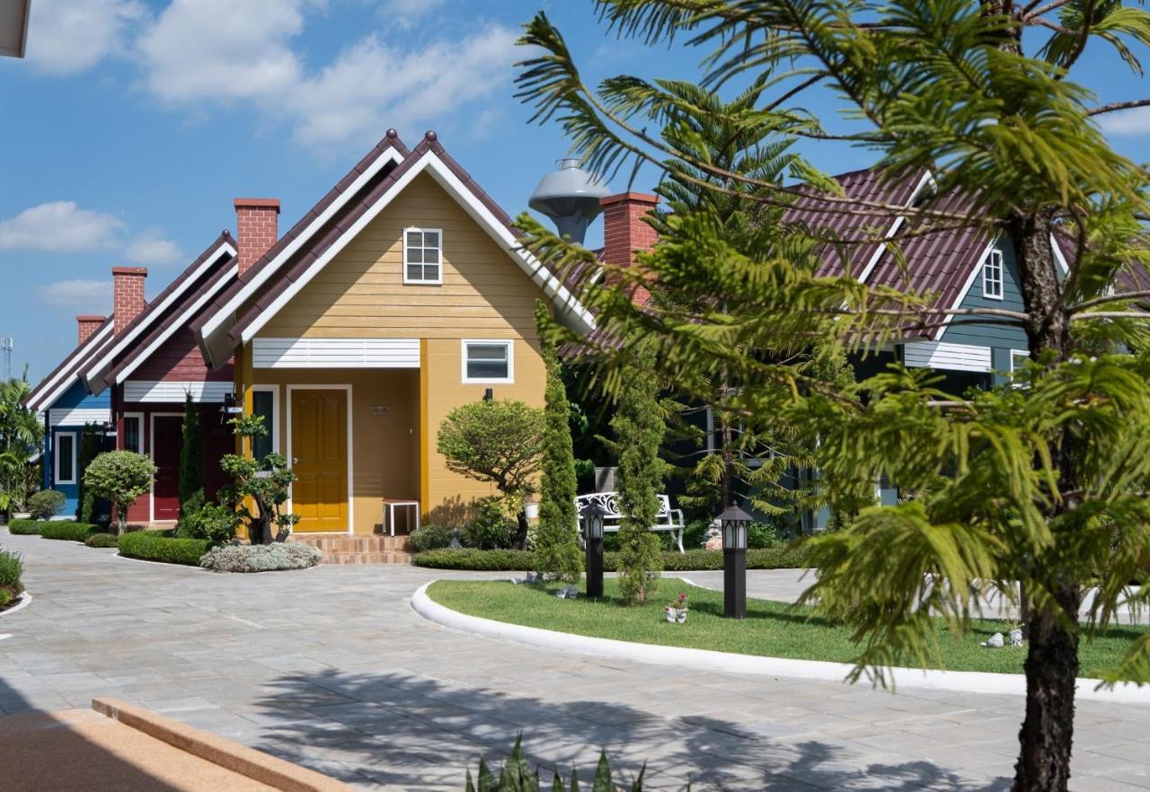 Picha Ville Resort Watthana Nakhon Buitenkant foto