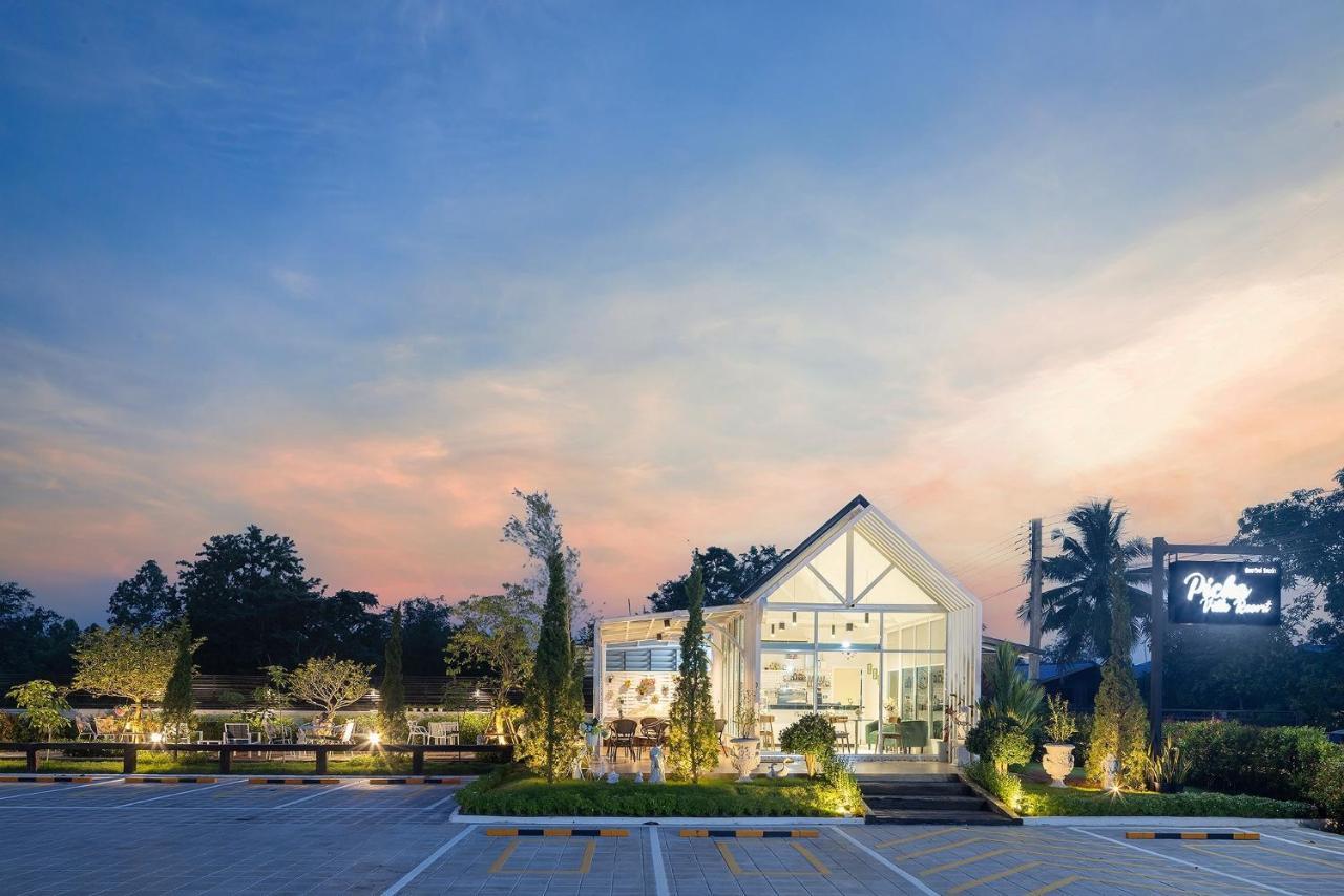 Picha Ville Resort Watthana Nakhon Buitenkant foto